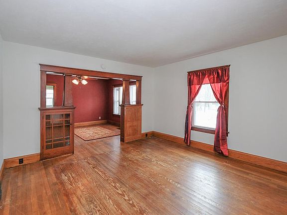4th image of 182 Wabash Ave N