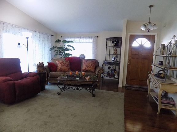 2nd image of 16 Walnut Dr #16