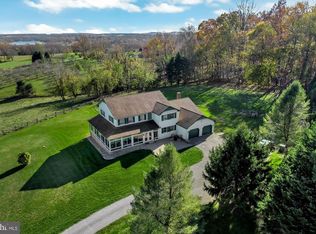 6400 Hoff Rd, Spring Grove, PA 17362