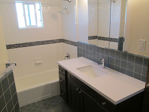 4th image of 679 E Fox Ct