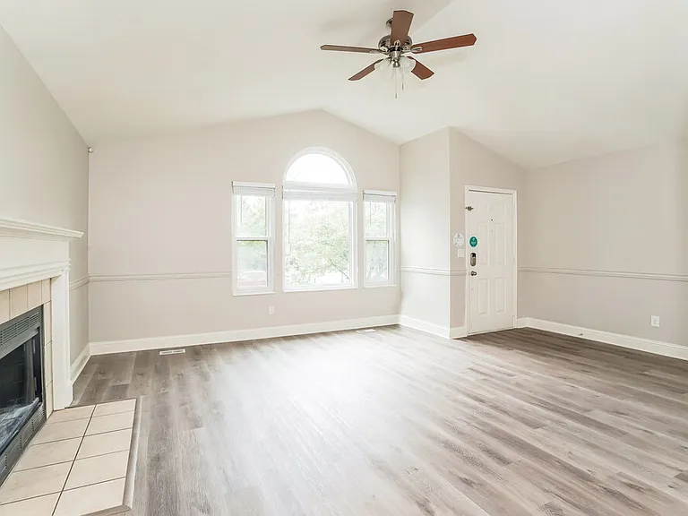 11959 Aspen Ridge Rd — Photo 5
