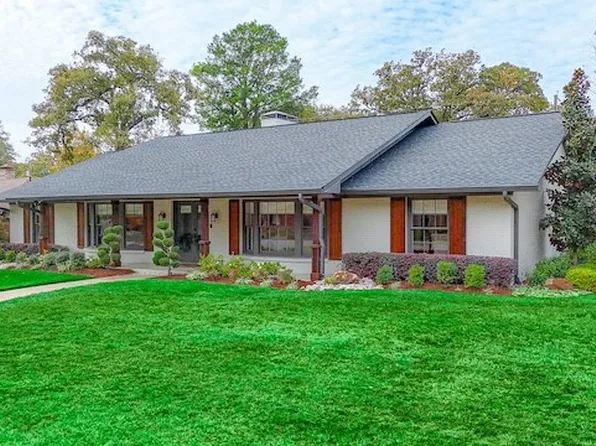 912 Dobbins Rd, Corsicana, TX 75110
