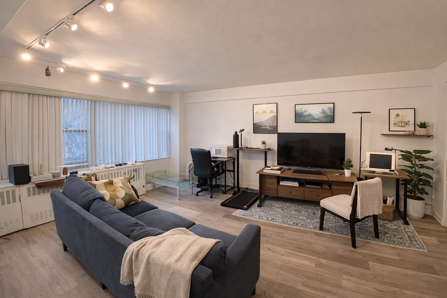333 East 46th Street — Photo 2