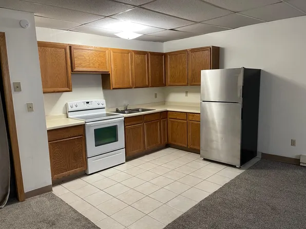 1120 E 8th St #Na, Duluth, MN 55805