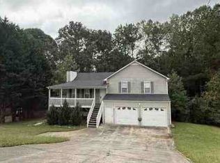 185 Wyngate Ct, Dallas, GA 30157