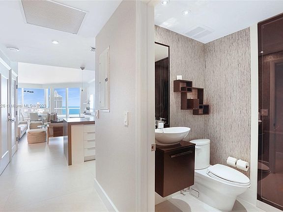 5th image of 4401 Collins Ave #3205/3207