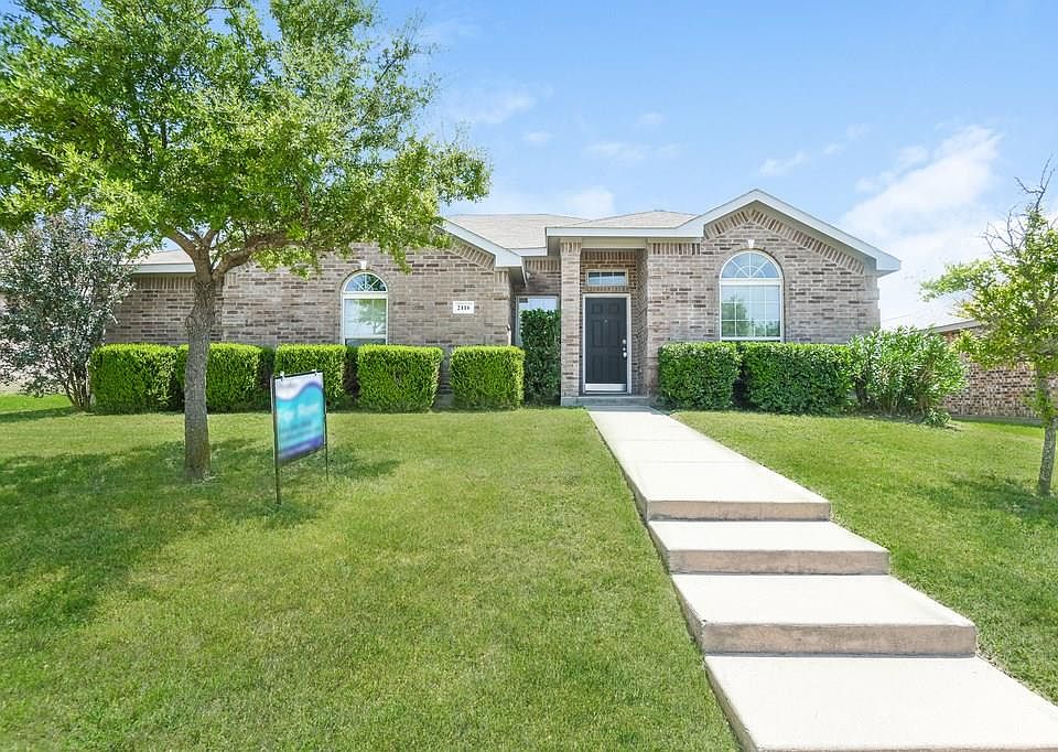 1st image of 2116 Stonewood Dr