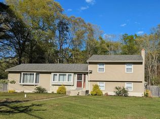 550 S 8th Ave, Absecon, NJ 08205