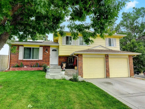 1807 S Memphis Street, Aurora, CO 80017