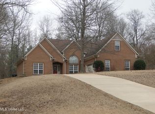 1592 Edgewood Blvd, Hernando, MS 38632