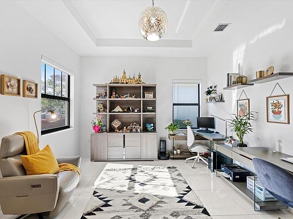 4th image of 17429 SW 41st Street