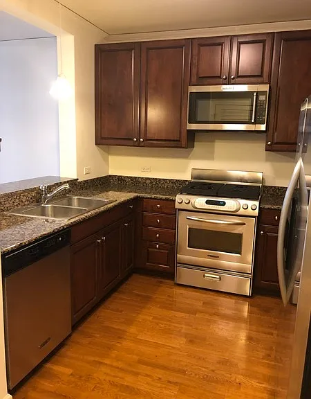 420 E Waterside Dr #807 — Photo 2
