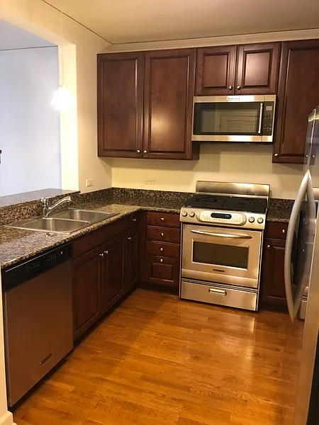 Building Photo - 420 E Waterside Dr #807