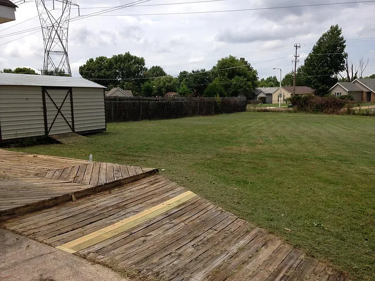 7078 Tulip Trail Dr — Photo 18