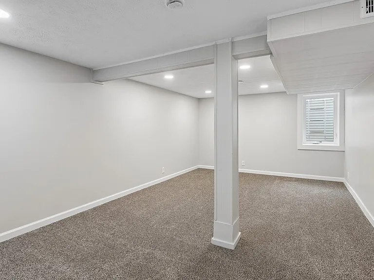 2602 Madison St — Photo 15