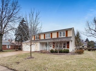 1245 W Jefferson Ave, Naperville, IL 60540