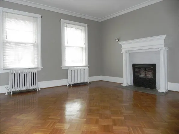 16 1/2 Upton Park, Rochester, NY 14607