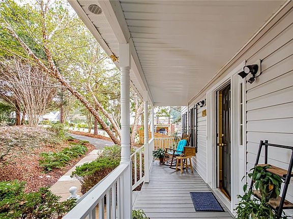 5th image of 1412 Crawford Wood Pl