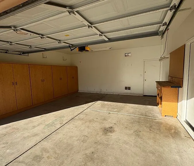 9450 W Quail Ave — Photo 28