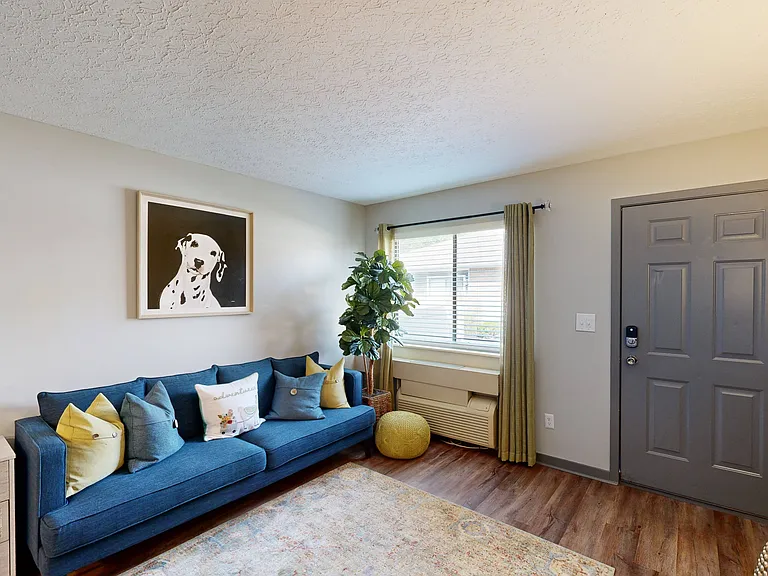 Springburne at Polaris Apartments — Photo 8