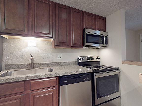 4th image of 1010 N Emerson St APT 306