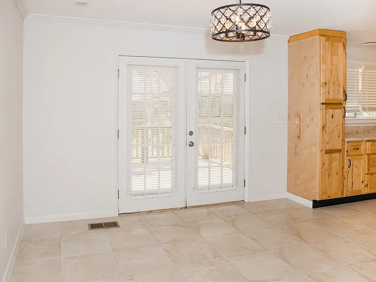 7099 Pine Hill Rd — Photo 13