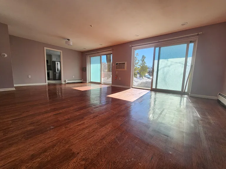 75 Edgelawn Ave #1 — Photo 4