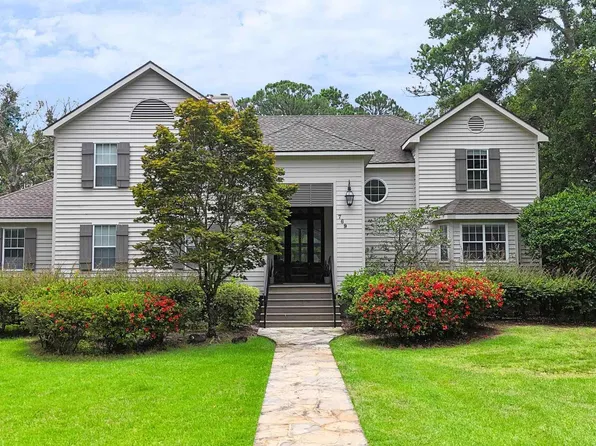 769 Bear Creek Ct, Gulf Shores, AL 36542