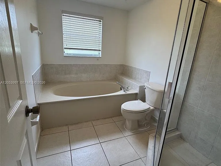 8908 SW 223rd Ter #8908 — Photo 7