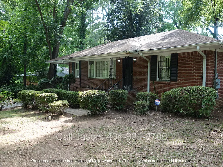 1911 Delowe Dr SW — Photo 2