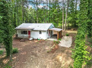 768 Black Mountain Rd, Toccoa, GA 30577