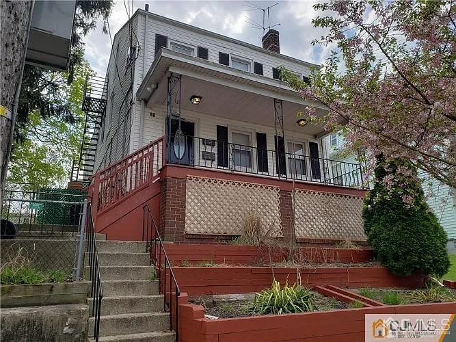 98 Suydam St photo 1