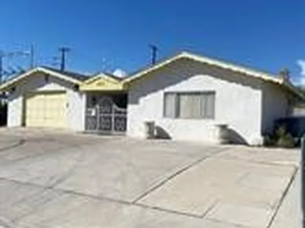 220 Shadow Ln, Las Vegas, NV 89106