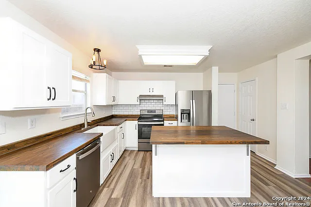 16134 Branching Oaks — Photo 9