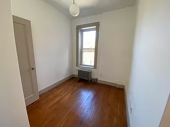 Rented by Premier Metro Realty Corp