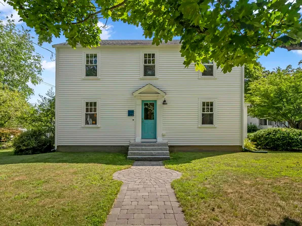22 Forest Street, Exeter, NH 03833