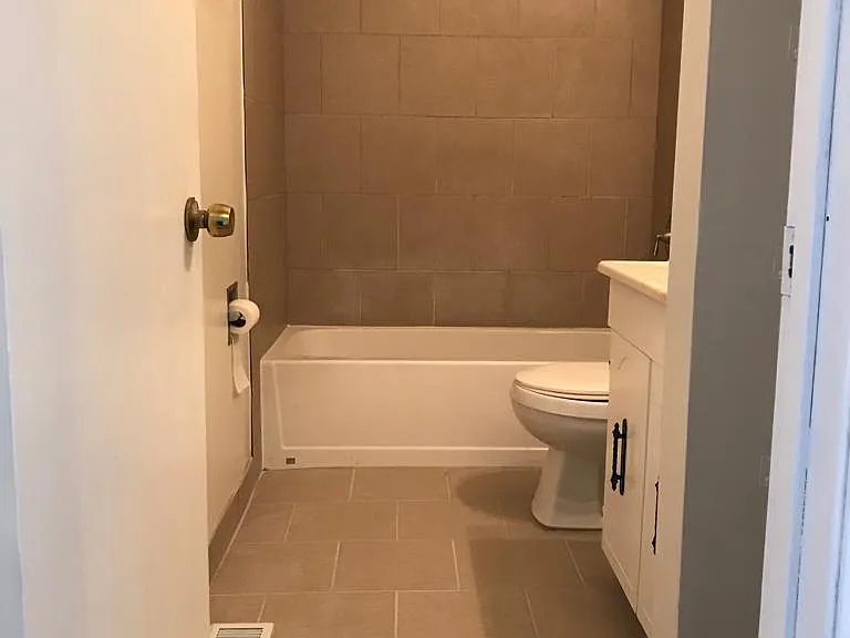 3427 Fox Hill Rd — Photo 10