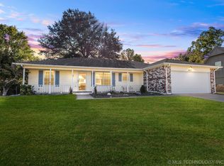 8613 S Forest Rd W, Broken Arrow, OK 74011