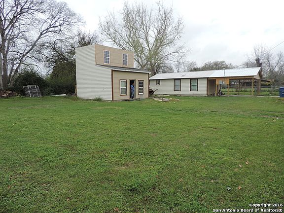 5th image of 3311 Huth Dr