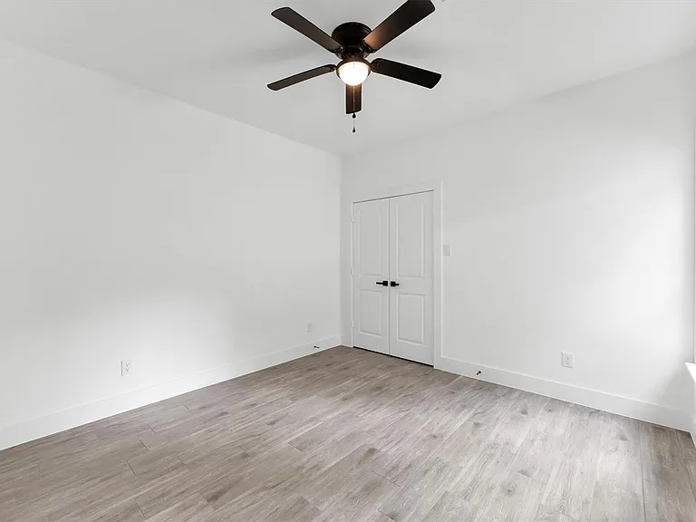 11403 Alcott Dr — Photo 25