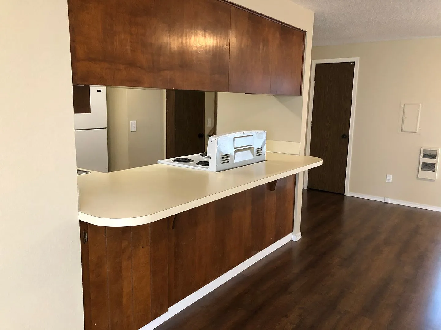 16th Ave. Condos — Photo 1