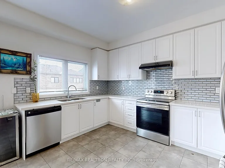 22 Pietrowski Dr #UPPER — Photo 10