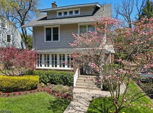 125 Gordonhurst Ave, Montclair, NJ 07043