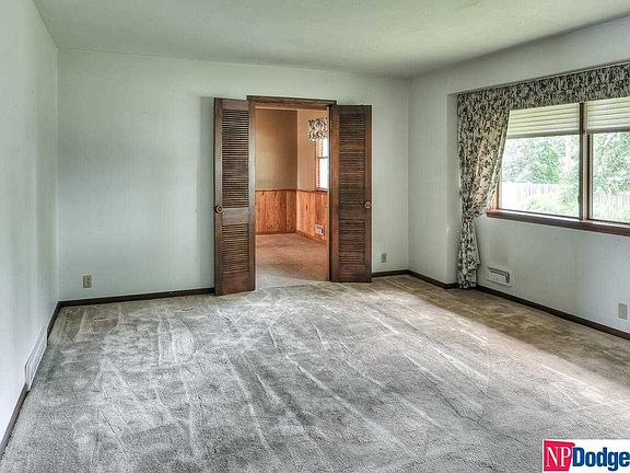 5th image of 3314 S 107th St