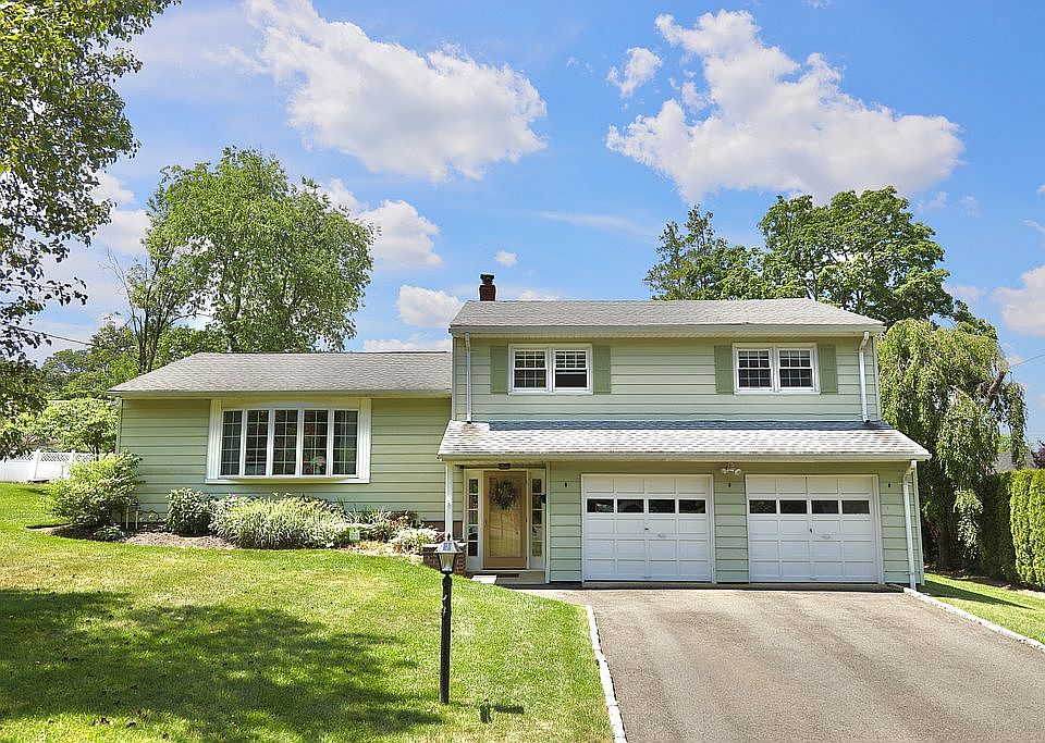 Absolute Move-in Condition!