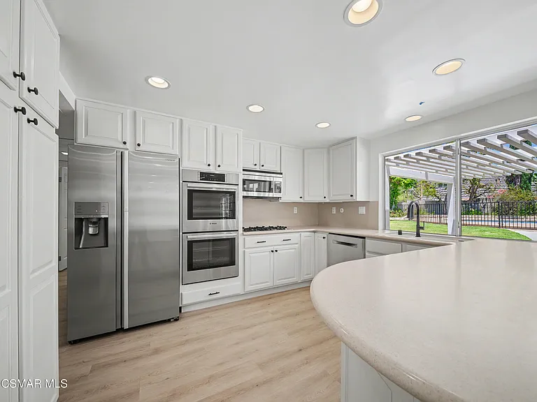 22777 Brenford St — Photo 18