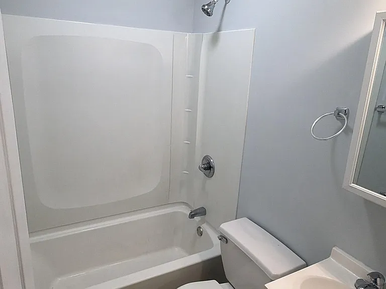 19 Orchard St #1A — Photo 3