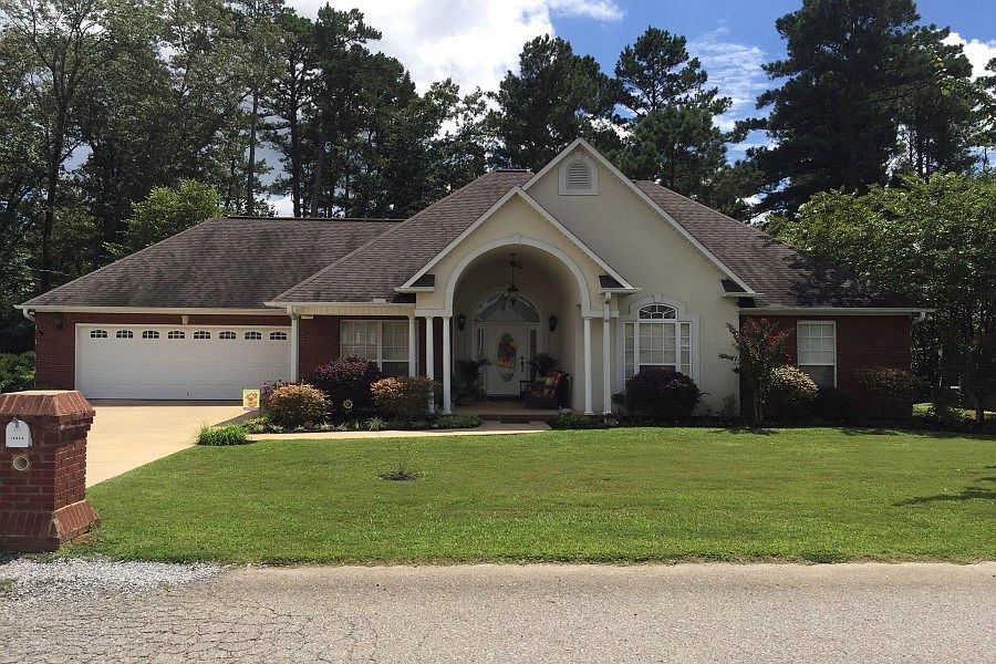 1st image of 213 Oakleigh Dr