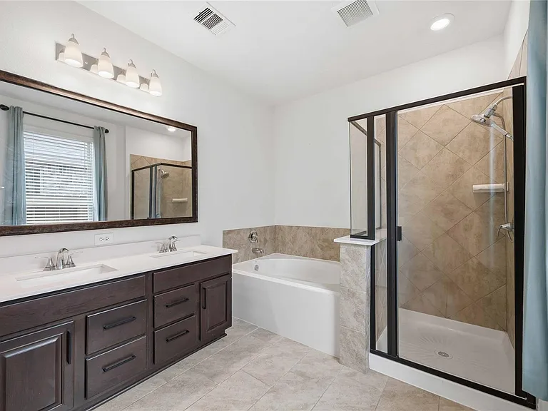 7627 Coral Key Dr — Photo 21