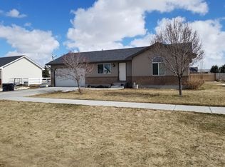 2098 N Gladys Dr, Idaho Falls, ID 83401